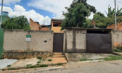 Casa com 2 quartos à venda na Rua Clovis Salgado, 81, Resplendor, Igarapé