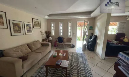 Casa com 4 quartos à venda na Rua Jardim Itapuã, 73, Itapuã, Salvador