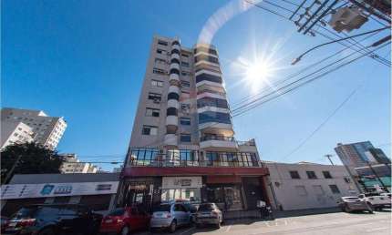 Res. Fortaleza - 3 quartos com suíte e vaga - Centro