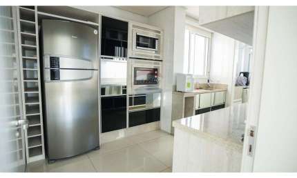 Apartamento com 3 quartos para alugar no Centro, Passo Fundo 