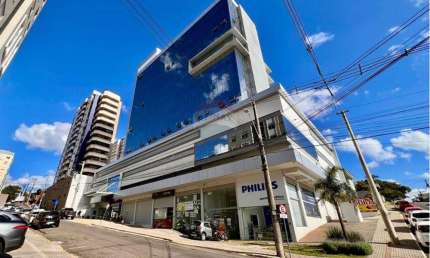 SALA COMERCIAL EM PASSO FUNDO MOBILIADA COM VAGAŒBOX NA ESQUINA DO IOT
