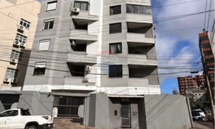 Apartamento 2 dorm/quartos com sacada e box de garagem no centro de passo fundo/rs