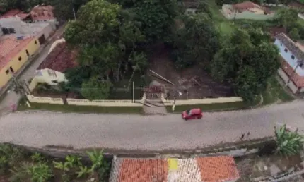 EXCELENTE ÁREA NA MARTIM DE SÁ PRÓXIMO AO MODULO EM CARAGUATATUBA