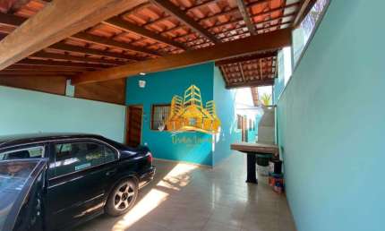 OPORTUNIDADE DE CASA GÉRBERA À 300 METROS DA PRAIA DO PORTO NOVO EM CARAGUATATUBA