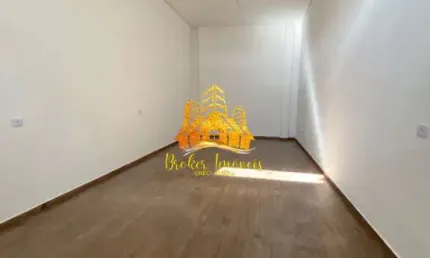 Sala para locação, térrea no bairro cidade jardim bem frente para a marginal, 10 minutos do centro da cidade.