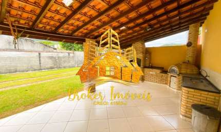OPORTUNIDADE DE CASA COM AREA GOURMET BEM PERTINHO DA LINDA PRAIA MARTIM DE SÁ EM CARAGUATATUBA-SP