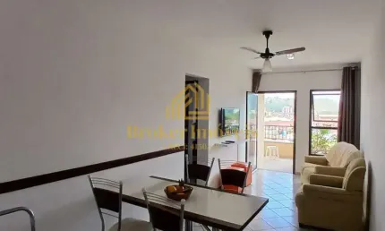 Apartamento no edifício Villas Cozzi Martim de Sá a 500 metros da praia