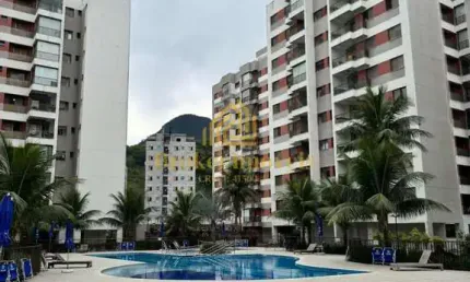 APARTAMENTO DE 57m² NO MARTIM PRAIA CLUB, 750m DA PRAIA MARTIM DE SÁ