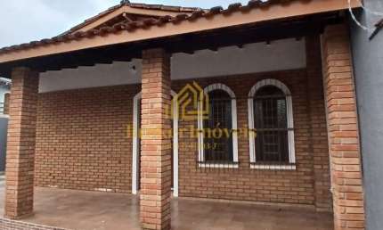 Casa com Edícula à 550M da Praia Martim de Sá Caraguatatuba/SP