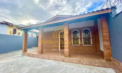 Casa com edícula à 550 metros da praia martim de sá caraguatatuba/sp