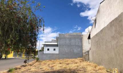 Terreno misto à venda no Residencial Quinta dos Vinhedos em Bragança Paulista-SP