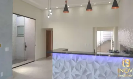 Casa acima do nível da rua no residencial piemonte bragança paulista-sp