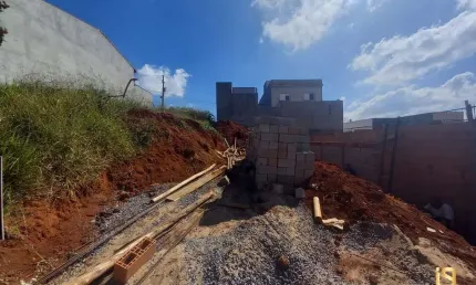Terreno à venda no Residencial Villa Verde em Bragança Paulista-SP