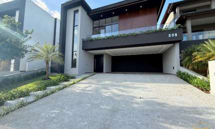 Casa a venda no Condomínio Vale das Águas, Bragança Paulista-SP