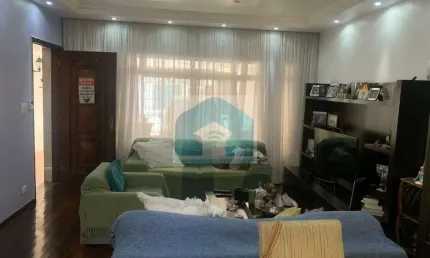 Sobrado Campo Belo à Venda com 3 Dormitórios 2 vagas 195²