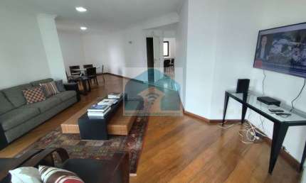 Apartamento Campo Belo, 4 dormitorios, 2 suites, 3 vagas, 165m³.
