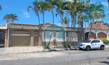 Casa com 4 quartos à venda na Rua das Dálias, 100, Balneário Flórida, Praia Grande
