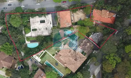 Casa para venda, com terreno de 3.100M² na Cidade Jardim