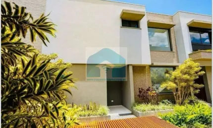 Casa de condomínio com 3 quartos e tres suites, quatro vagas