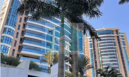 Apartamento Morumbi 4 domitorios sendo suite 213 metros .