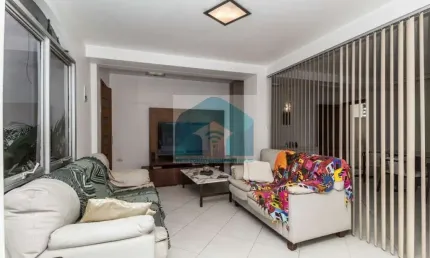 Sobrado campo belo venda 180 metros com 4 domitorios sendo 1 suite .
