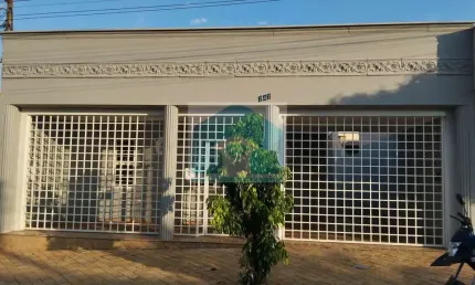 Oportunidade Imperdível!   Imóvel com Localização Privilegiada e Preço Abaixo do Mercado.