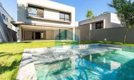 Casa de condomínio Chácara Santo António, 4 suítes, 6 vagas, 845m².