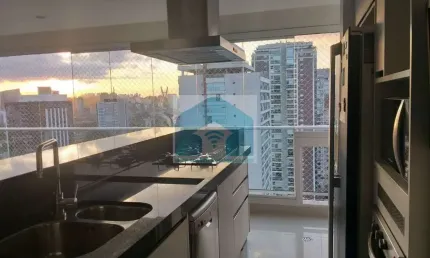 Apartamento Brooklin com 3 suítes  e 5 banheiros 2 vagas à Venda, 138 m²