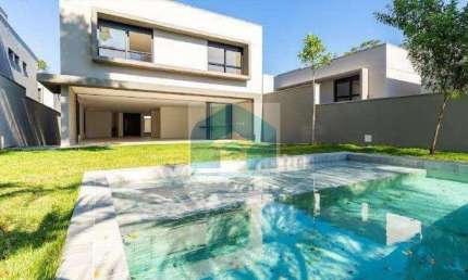 Casa de condomínio Chácara Santo António, 4 suites, 6 vagas, 845m².