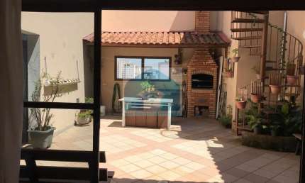 Cobertura em Moema Com 4 suites e 4 vagas com churrasqueira e piscina 358m².
