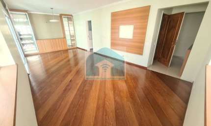 Apartamento Campo Belo, 154m², 3 suites e 3 vagas fixas , mais deposito. .