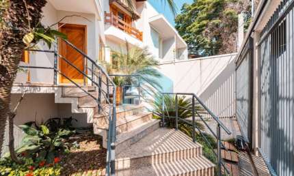 Casa com 3 quartos para alugar na Avenida Piassanguaba, 1223, Planalto Paulista, São Paulo
