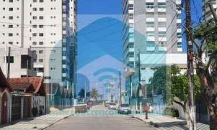 Casa no Bairro Maracanã Praia Grande SP, com 2 dormitórios, 1 suíte