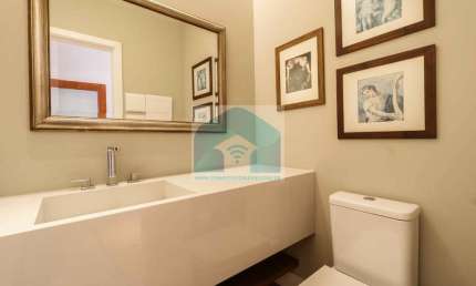 Sobrado Alto da Boa Vista com quatro suites, cinco vagas