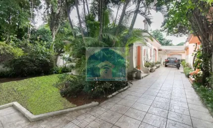 Casa Sobrado  Campo Belo à venda no com 350m² com Piscina