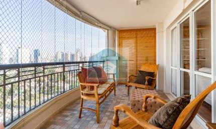 Apartamento no Brooklin 200m²- 4 quartos (sendo 3 suíte) -  4 vagas