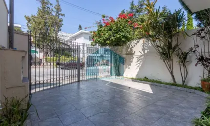 Casa em condomínio fechado com 3 quartos à venda na Rua Nicolau Zarvos, 174, Jardim Aeroporto, São Paulo
