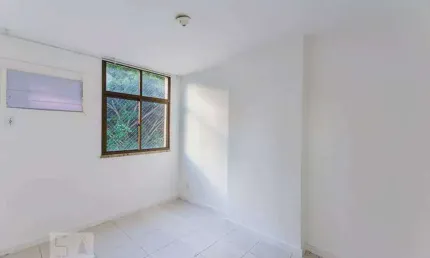 Apartamento para venda tem 60 metros quadrados com 2 quartos em Ingá - Niterói - RJ