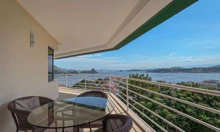Casa com 4 quartos à venda na Rua Doutor Armando Lopes, Charitas, Niterói