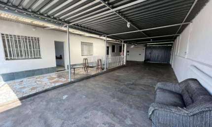 Casa com 5 dormitórios à venda, 27 m² por R$ 580.000,00 - João Pinheiro - Belo Horizonte/MG
