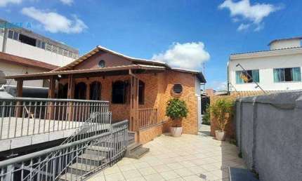 Casa com 4 dormitórios à venda, 259 m² por R$ 850.000,00 - João Pinheiro - Belo Horizonte/MG