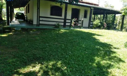 Classe A oferece esta Chácara com 3 dormitórios à venda, 2000 m² por R$ 450.000 - Tijuco - Esmeraldas/MG
