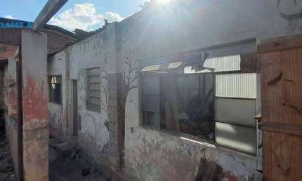 Terreno à venda na Rua Bom Sucesso, Carlos Prates, Belo Horizonte