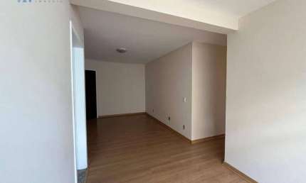 Classe A Imóveis oferece este Apartamento com 3 dormitórios à venda, 75 m² por R$ 449.000 - Coração Eucarístico - Belo Horizonte/MG