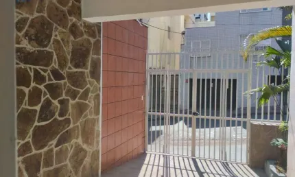 Classe A oferece esta Casa com 3 dormitórios para alugar, 200 m² por R$ 3.500/mês - Nova Suíssa - Belo Horizonte/MG