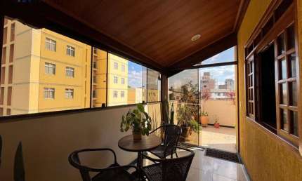 Classe A Imóveis apresenta: Cobertura à venda em localização privilegiada – conforto, espaço e tranquilidade em um só lugar