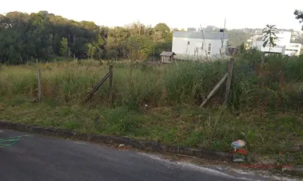 Ferreira Negócios Imobiliários Vende	Terreno em Caxias do Sul Bairro São Luiz Terreno