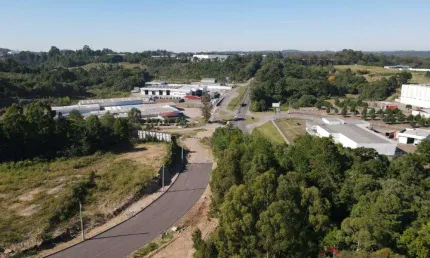 Ferreira Negócios Imobiliários Vende	Terreno em Caxias do Sul Bairro Ana Rech Villa Di Mantova