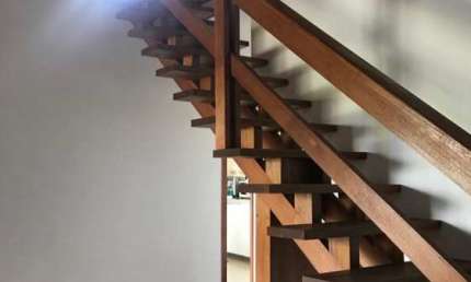 Ferreira Negócios Imobiliários Vende	Casa em Caxias do Sul Bairro Panazzolo