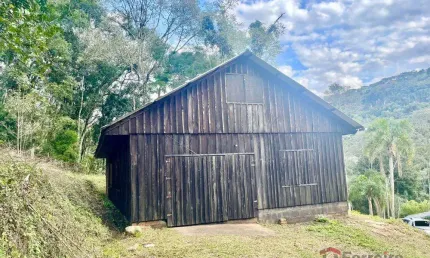 Ferreira negócios imobiliários vende	chácara em caxias do sul bairro 3ª légua chácara